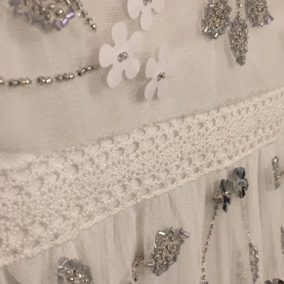 🆕NWT RARE BHLDN Faye Beaded Dress - Picture 15 of 16